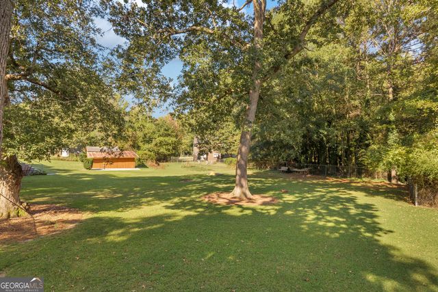 10859 Panhandle Road, Hampton, GA 30228