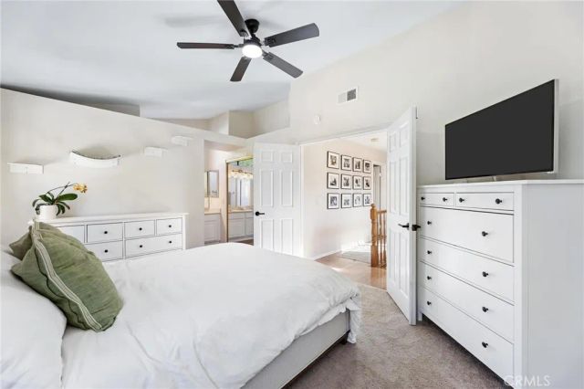 28205 Stonington Lane, Saugus, CA 91350