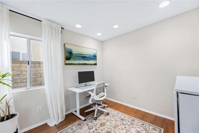 28205 Stonington Lane, Saugus, CA 91350