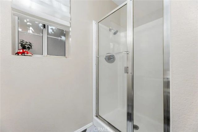 28205 Stonington Lane, Saugus, CA 91350