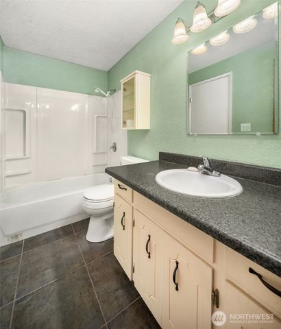 5417 N 44th Street, Tacoma, WA 98407