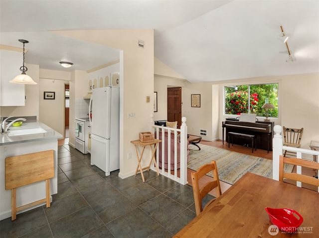 5417 N 44th Street, Tacoma, WA 98407