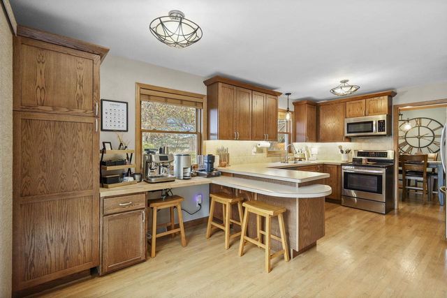 938 Johnson Avenue, Oregon, WI 53575