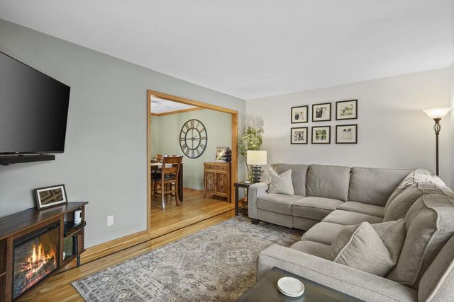 938 Johnson Avenue, Oregon, WI 53575