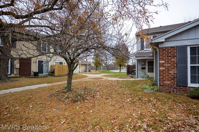 34289 Garfield Circle, Fraser, MI 48026