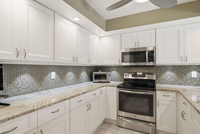 3055 BRAELOCH CIRCLE W, Clearwater, FL 33761