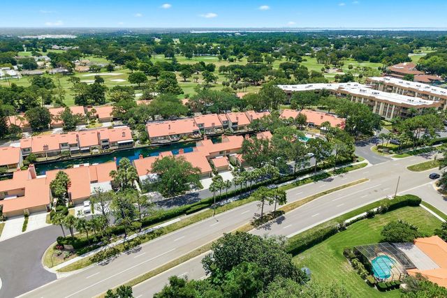 3055 BRAELOCH CIRCLE W, Clearwater, FL 33761