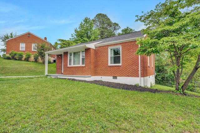 1214 Hamilton AVE SW, Roanoke, VA 24015