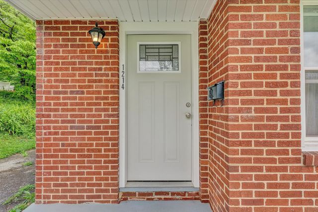 1214 Hamilton AVE SW, Roanoke, VA 24015