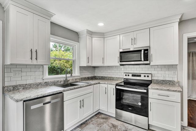 1214 Hamilton AVE SW, Roanoke, VA 24015