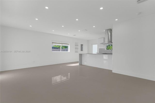 9520 Lisa Rd, Cutler Bay, FL 33157