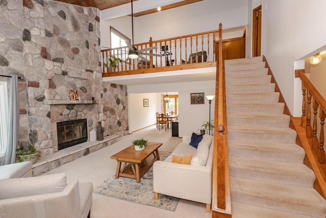 1404 40th COURT, Kenosha, WI 53144