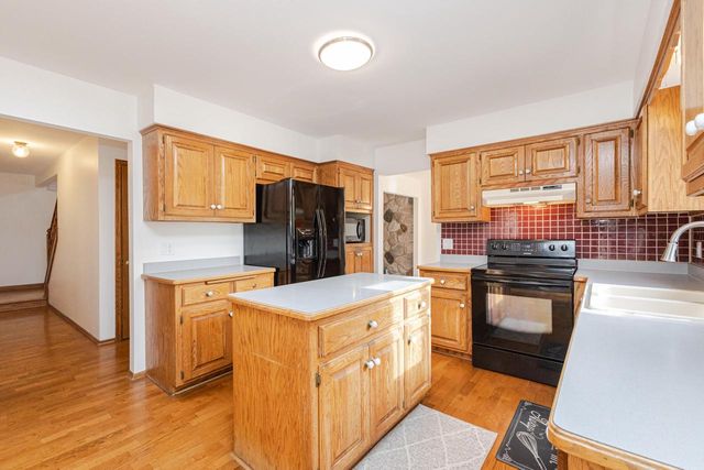 1404 40th COURT, Kenosha, WI 53144