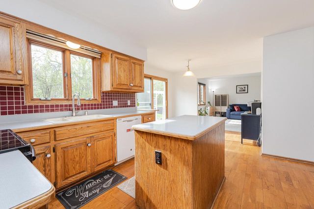 1404 40th COURT, Kenosha, WI 53144