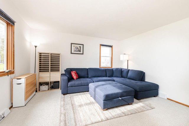 1404 40th COURT, Kenosha, WI 53144