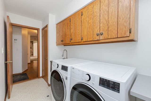 1404 40th COURT, Kenosha, WI 53144
