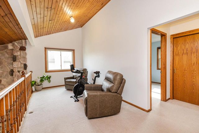 1404 40th COURT, Kenosha, WI 53144
