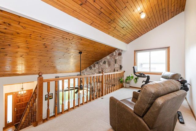 1404 40th COURT, Kenosha, WI 53144