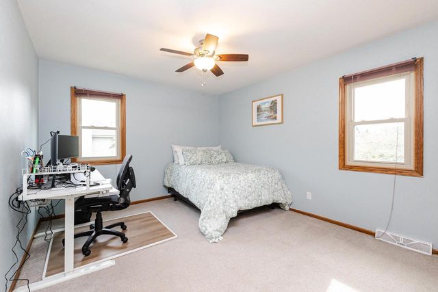 1404 40th COURT, Kenosha, WI 53144