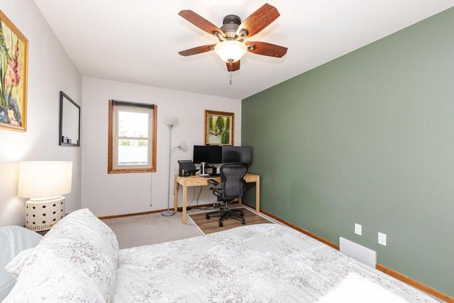 1404 40th COURT, Kenosha, WI 53144