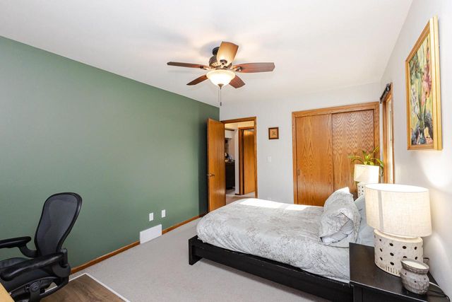 1404 40th COURT, Kenosha, WI 53144