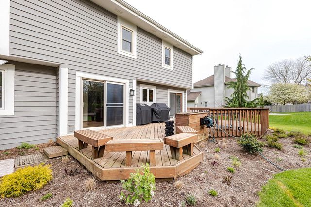 1404 40th COURT, Kenosha, WI 53144