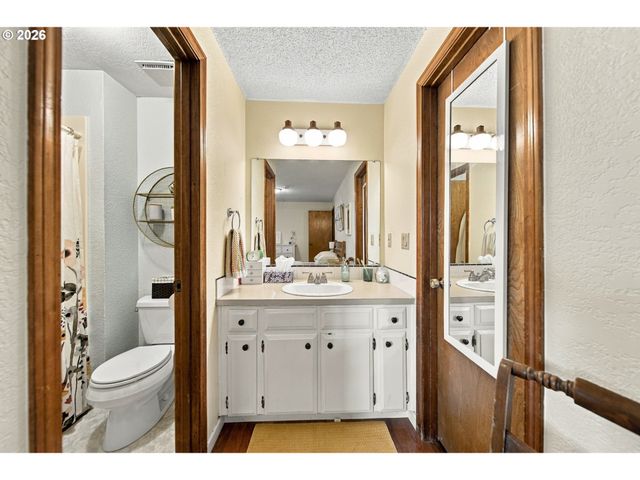 13040 Sw BUTNER Ct, Beaverton, OR 97005