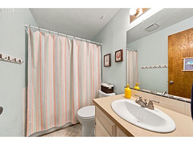 13040 Sw BUTNER Ct, Beaverton, OR 97005