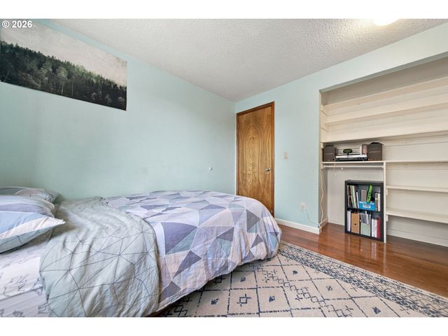 13040 Sw BUTNER Ct, Beaverton, OR 97005