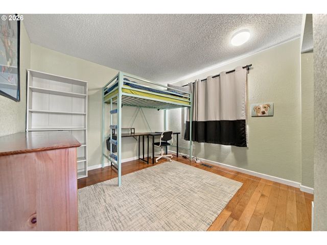 13040 Sw BUTNER Ct, Beaverton, OR 97005