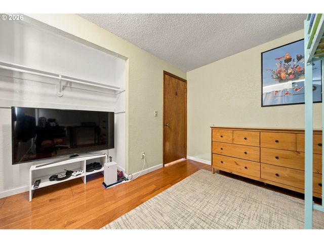 13040 Sw BUTNER Ct, Beaverton, OR 97005