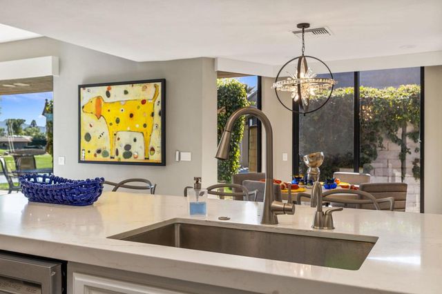 6 Barnard Court, Rancho Mirage, CA 92270