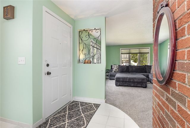 15 Kearney Drive, Irondequoit, NY 14617