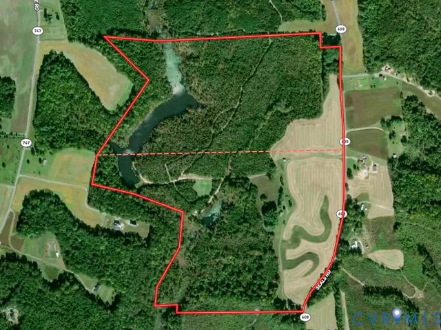18262 Seals Rd, Bowling Green, VA 22427