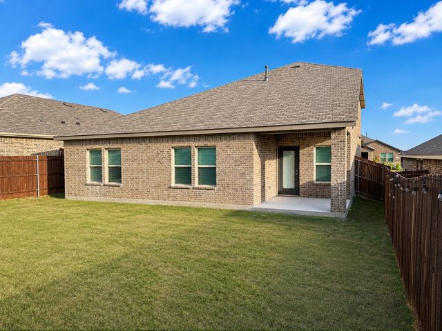 881 Newport Drive, Ferris, TX 75125