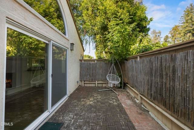 22330 Victory Boulevard 604, Los Angeles, CA 91367