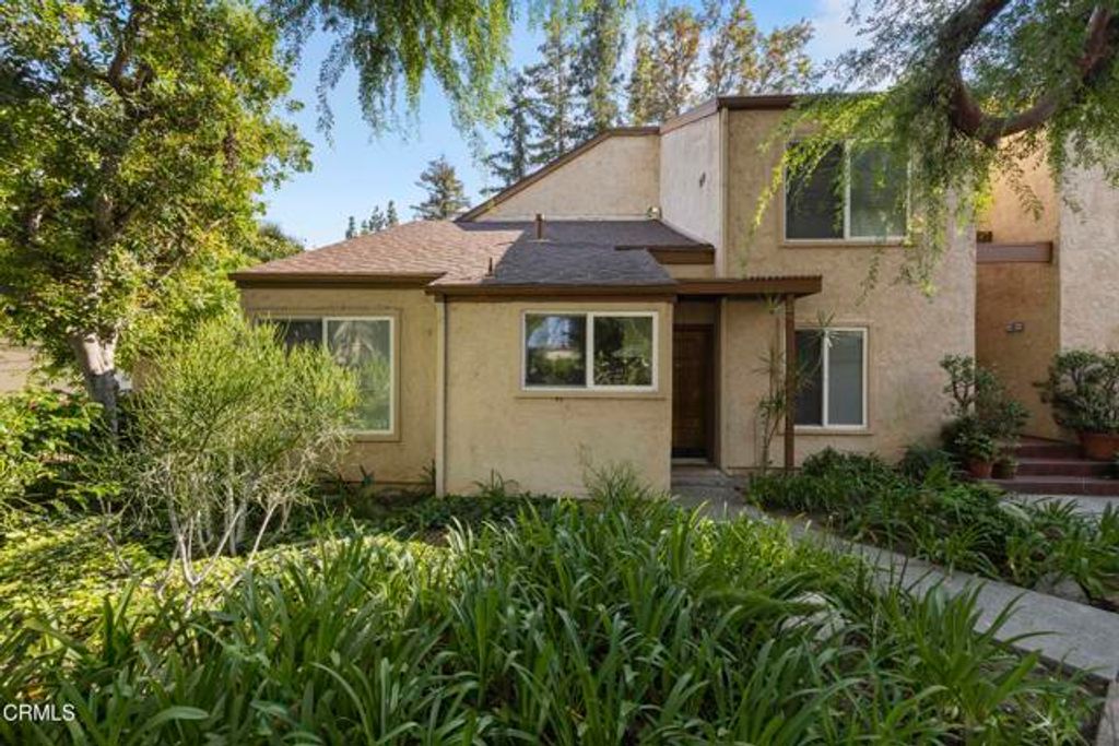 22330 Victory Boulevard 604, Los Angeles, CA 91367