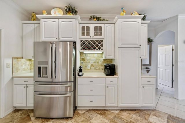 189 LARGO DR, Poinciana, FL 34759