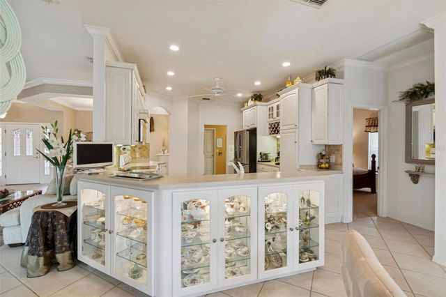 189 LARGO DR, Poinciana, FL 34759