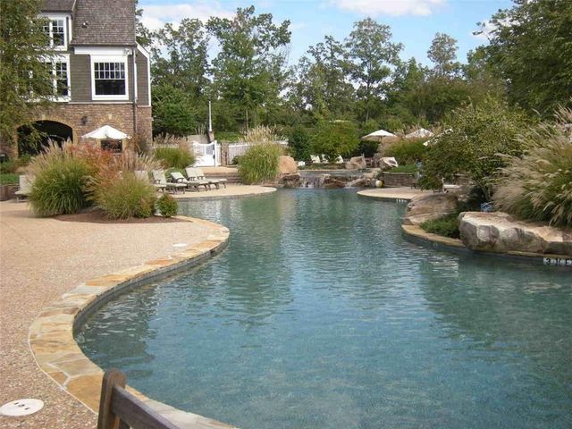 6598 Grand Marina Circle, Gainesville, GA 30506