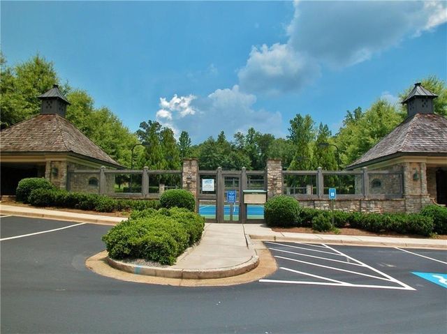 6598 Grand Marina Circle, Gainesville, GA 30506