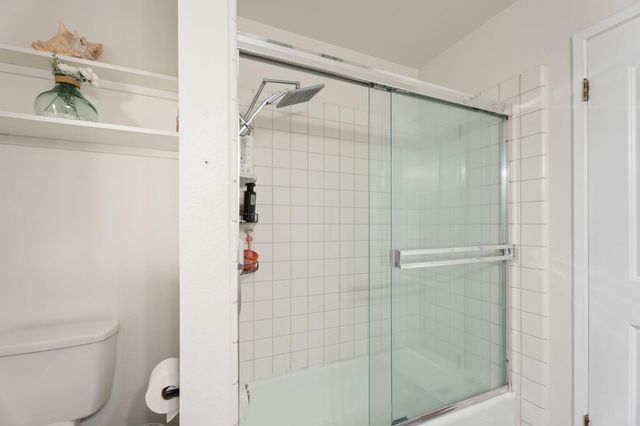 2778 W Robinwood Lane, Fresno, CA 93711