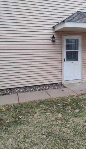 1027 Pond View Court, Vadnais Heights, MN 55127