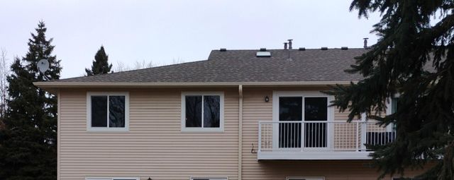 1027 Pond View Court, Vadnais Heights, MN 55127