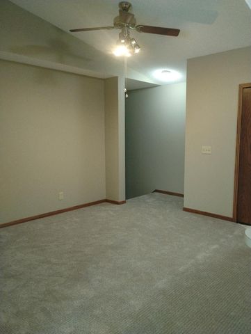 1027 Pond View Court, Vadnais Heights, MN 55127