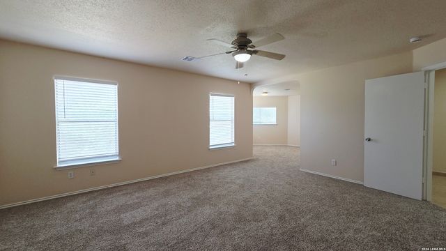 402 Empresario, San Antonio, TX 78253