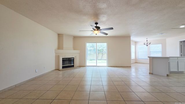 402 Empresario, San Antonio, TX 78253
