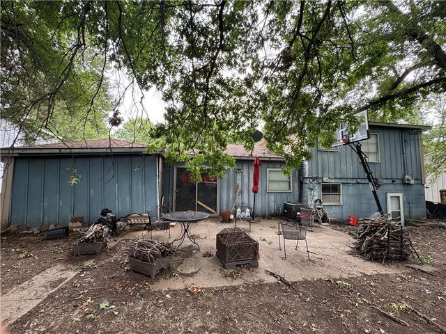 8612 E 92nd Terrace, Kansas City, MO 64138