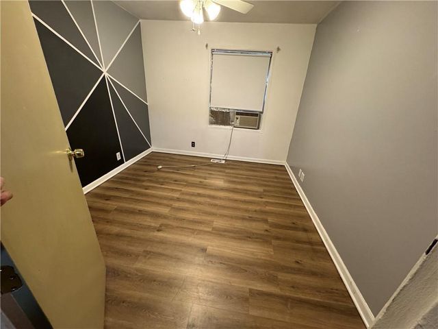 8612 E 92nd Terrace, Kansas City, MO 64138
