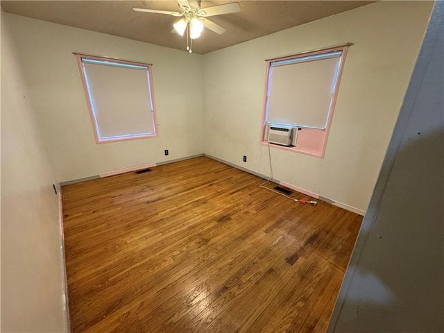 8612 E 92nd Terrace, Kansas City, MO 64138